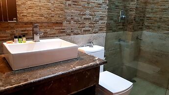 Hotel Shivani International