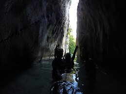 Ora Sunrise View Resort