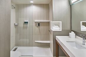 Courtyard by Marriott Baltimore Downtown/McHenry Row