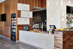 Courtyard by Marriott Baltimore Downtown/McHenry Row