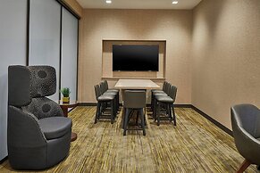 Courtyard by Marriott Baltimore Downtown/McHenry Row
