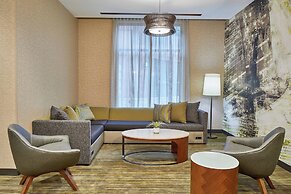 Courtyard by Marriott Baltimore Downtown/McHenry Row