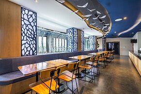 Kana Triple L Hotel