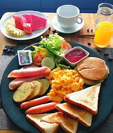 Kana Triple L Hotel