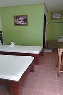 Summer Homes Beach Resort and Cottages Palawan