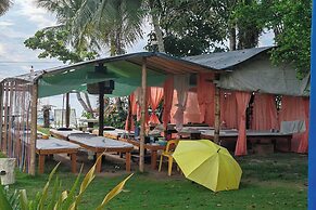 Summer Homes Beach Resort and Cottages Palawan