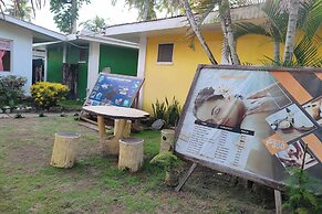 Summer Homes Beach Resort and Cottages Palawan