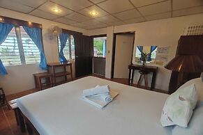 Summer Homes Beach Resort and Cottages Palawan