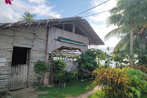 Summer Homes Beach Resort and Cottages Palawan