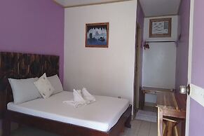 Summer Homes Beach Resort and Cottages Palawan