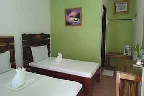 Summer Homes Beach Resort and Cottages Palawan