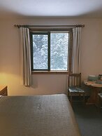 Alpine Meadows Lodge