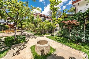 Leliving Butterfly Resort Lijiang