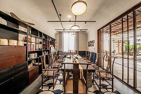 Leliving Butterfly Resort Lijiang