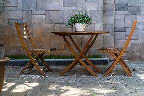 Leliving Butterfly Resort Lijiang