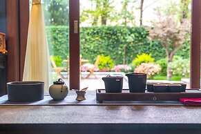 Leliving Butterfly Resort Lijiang