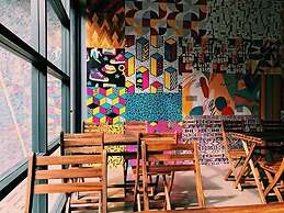 The Social House - Coliving & Hostel