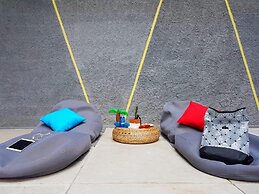 The Social House - Coliving & Hostel