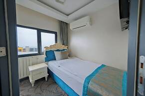 Grand Kavi Hotel