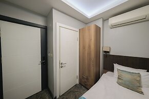 Grand Kavi Hotel