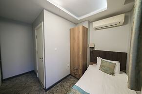 Grand Kavi Hotel