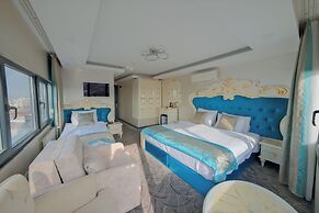 Grand Kavi Hotel