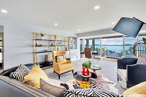 Magnificent Harbour View Villa in Orakei