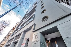 1 Bedroom City Apartment with Parking for 2 Cars