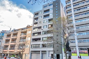 1 Bedroom City Apartment with Parking for 2 Cars