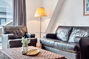 1 Bedroom City Apartment with Parking for 2 Cars