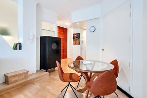 1 Bedroom City Apartment with Parking for 2 Cars