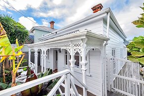 Classic 3 Bedroom Home near Ponsonby Rd