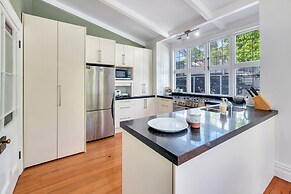 Classic 3 Bedroom Home near Ponsonby Rd