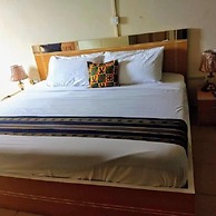 Queens Hotel