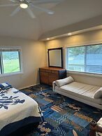 Waimanalo Beach Cottages