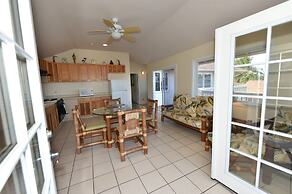 Waimanalo Beach Cottages
