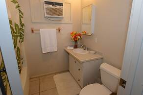 Waimanalo Beach Cottages