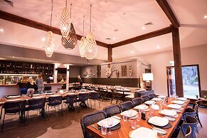 Zoofari Lodge at Taronga Western Plains