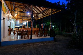 Dangin Kubu Bungalow