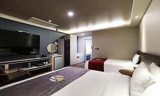 Cheongju The Mark Hotel