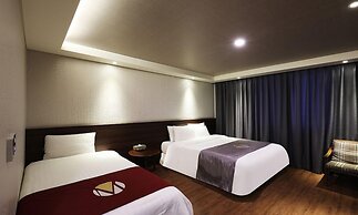 Cheongju The Mark Hotel