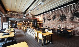 Cheongju The Mark Hotel