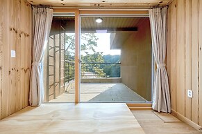 Geumgangsong Ecorium