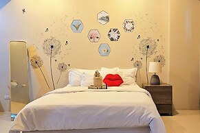 PRS @ One Palm Tree Villa near T3 Airport