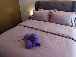 JB City CIQ-R&F Shopping Mall Apartment