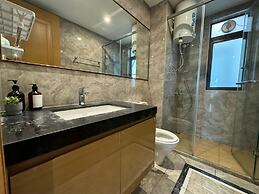 JB City CIQ-R&F Shopping Mall Apartment