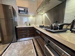 JB City CIQ-R&F Shopping Mall Apartment