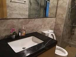 JB City CIQ-R&F Shopping Mall Apartment