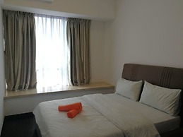 JB City CIQ-R&F Shopping Mall Apartment