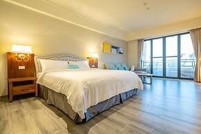 Relaxury Beach House